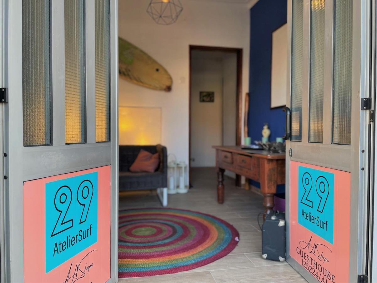 Ateliersurf29 Guest House Almada Bagian luar foto