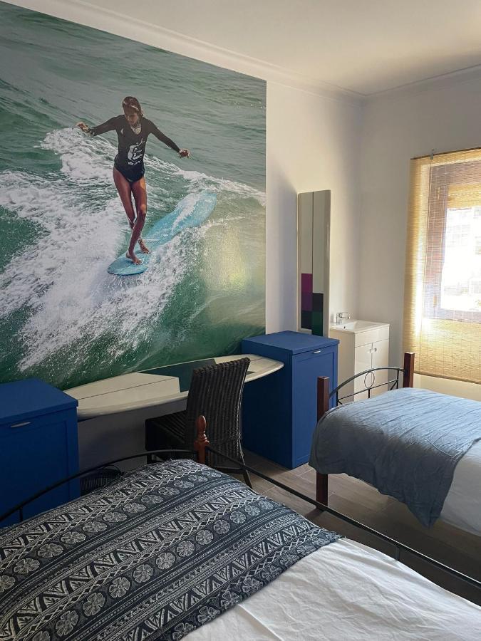 Ateliersurf29 Guest House Almada Bagian luar foto