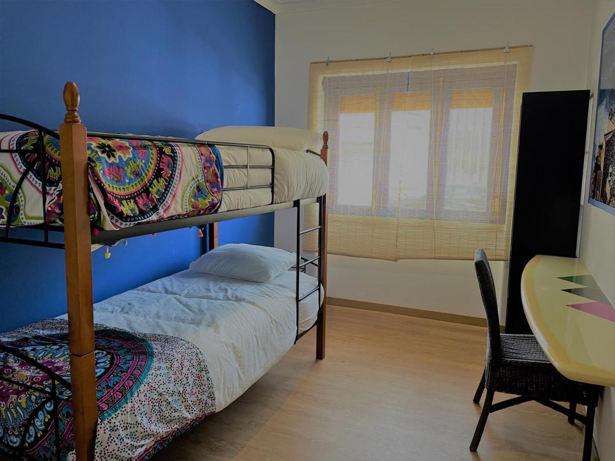 Ateliersurf29 Guest House Almada Bagian luar foto