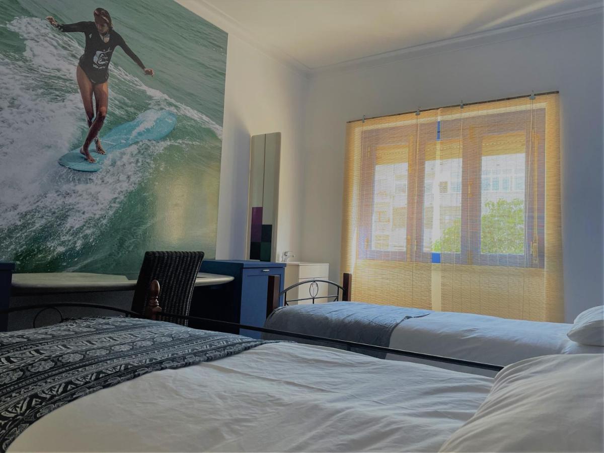Ateliersurf29 Guest House Almada Bagian luar foto